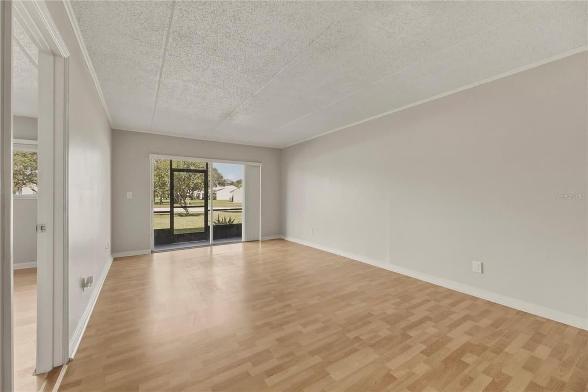 3001 THRUSH DRIVE — photo 12 of 33