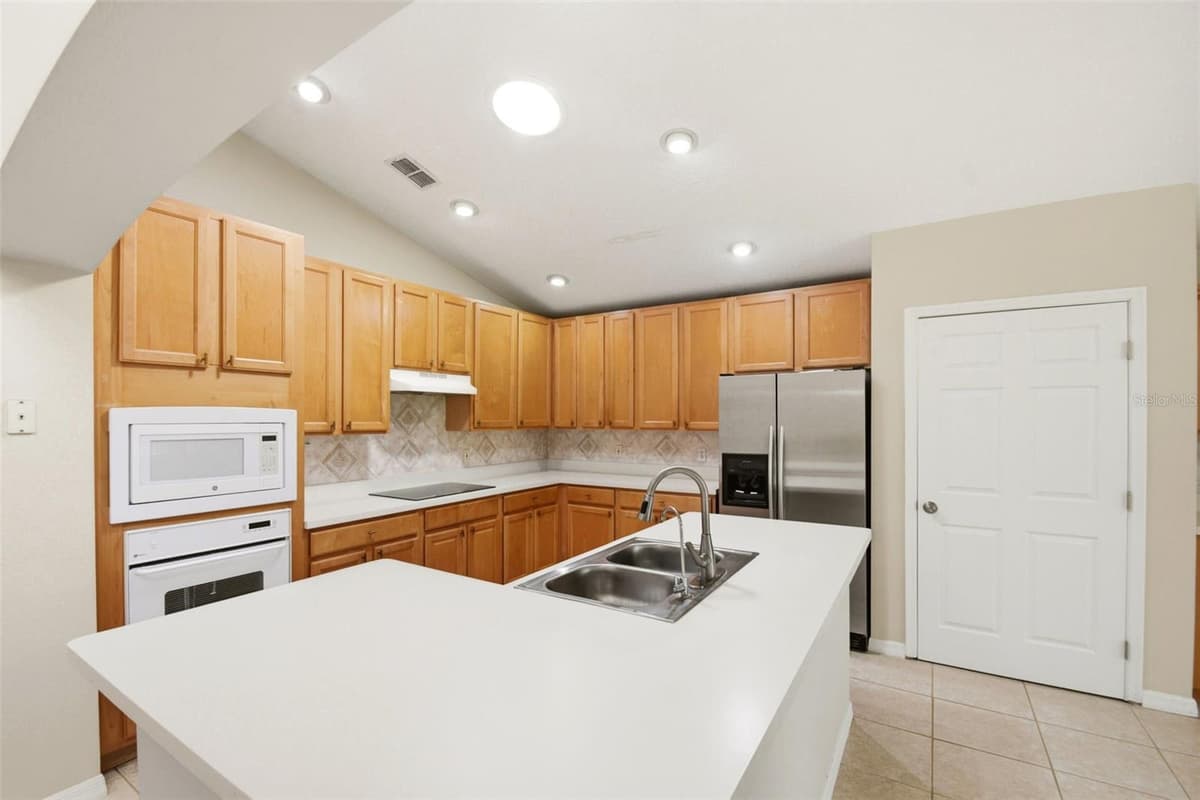 229 WHITESAND COURT — photo 19 of 54