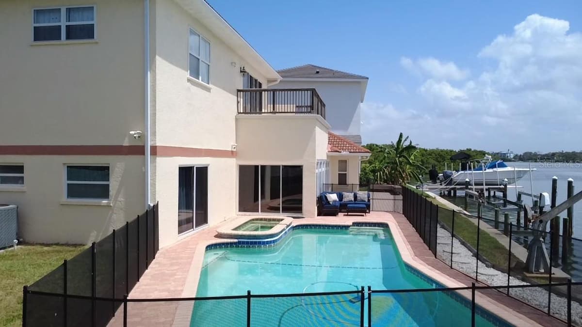 919 KEY WAY — photo 3 of 70