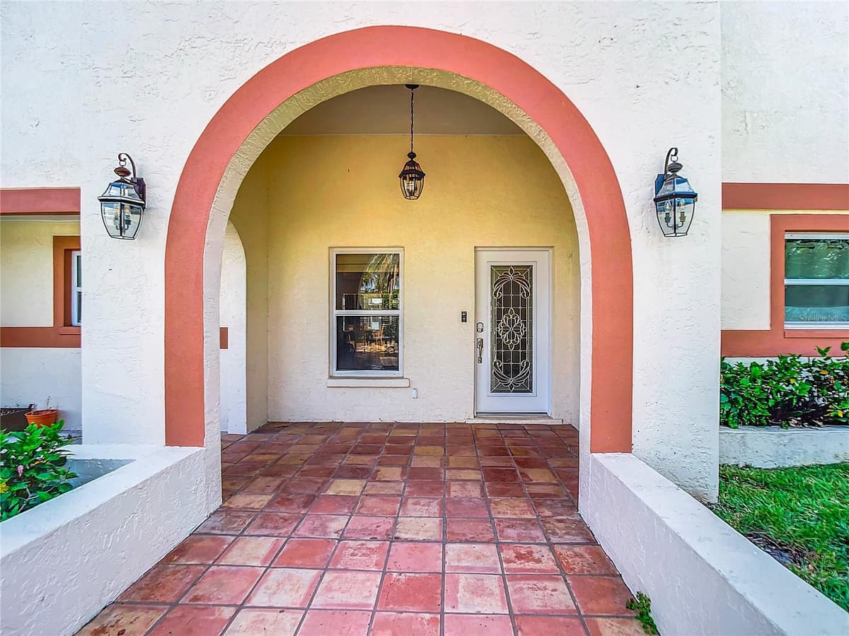 919 KEY WAY — photo 12 of 70