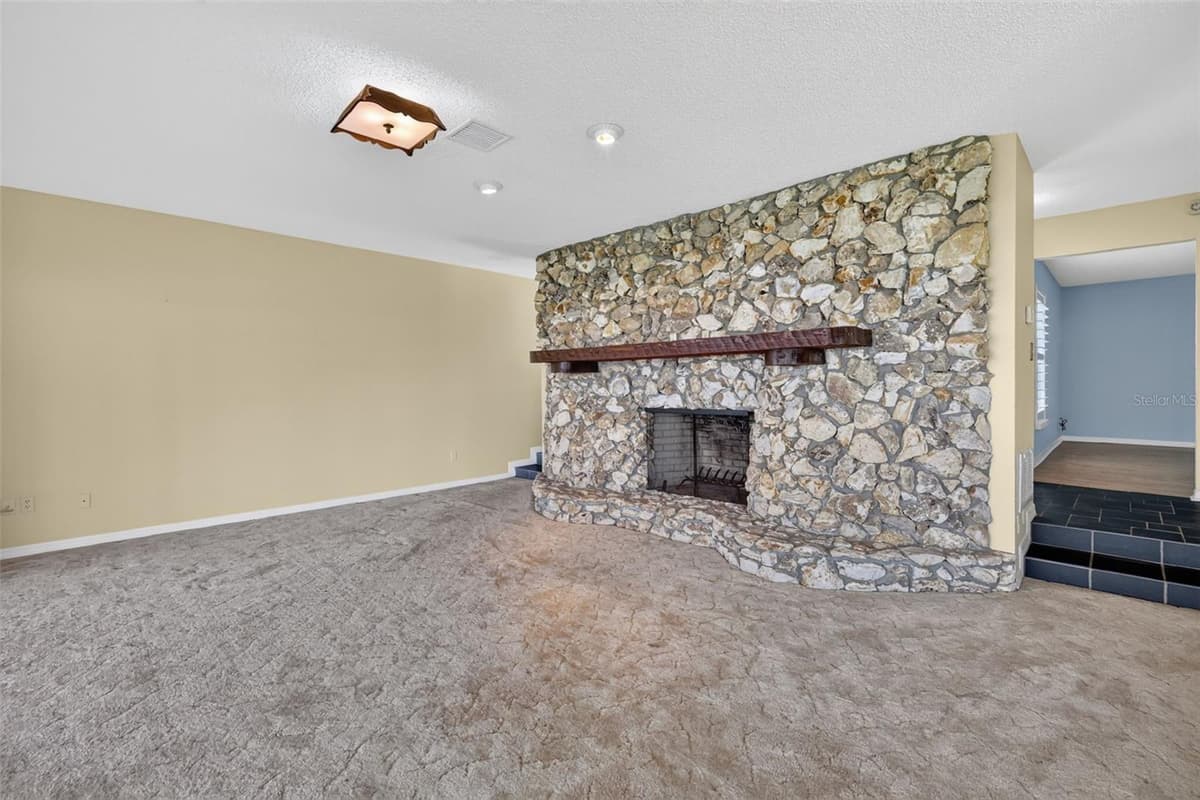 33718 PICCIOLA DRIVE — photo 16 of 90
