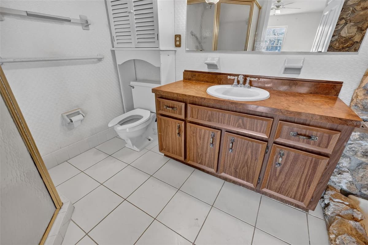 33718 PICCIOLA DRIVE — photo 37 of 90