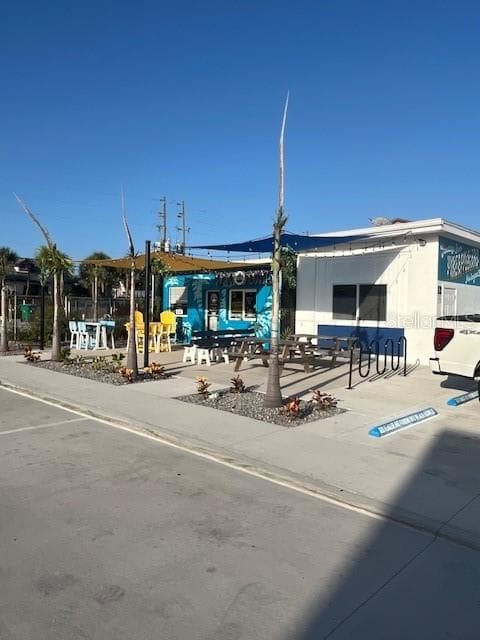 323 FLAGLER AVENUE — photo 5 of 10
