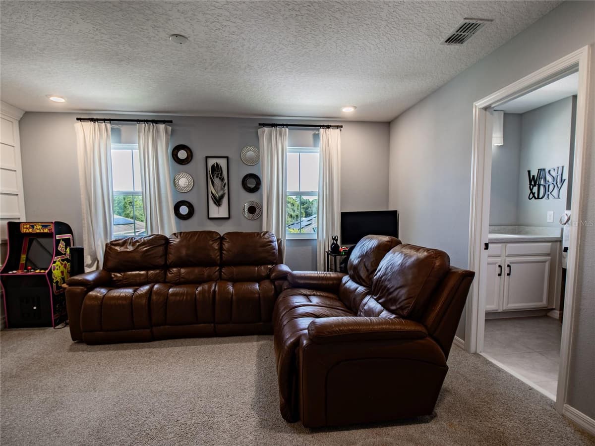 112 HAMLET LOOP — photo 14 of 37