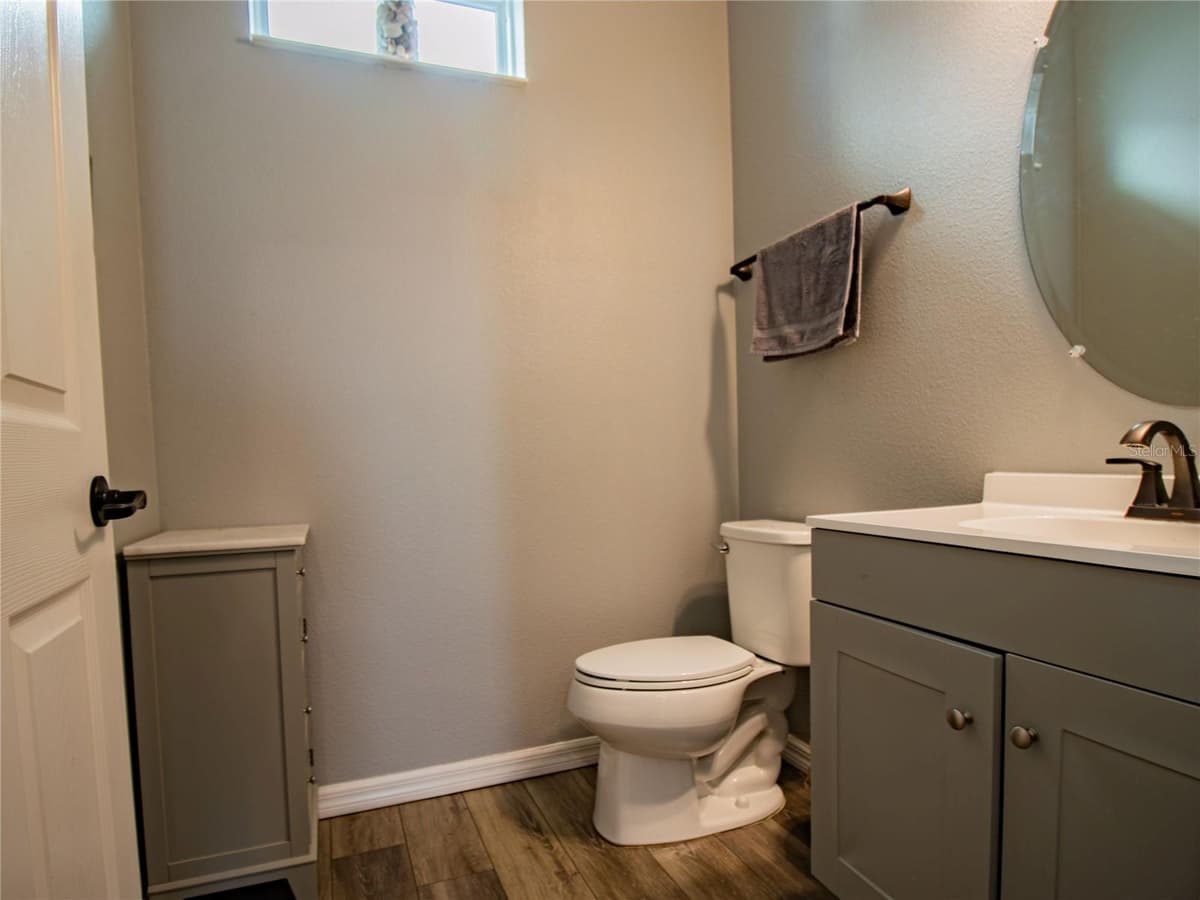112 HAMLET LOOP — photo 13 of 37