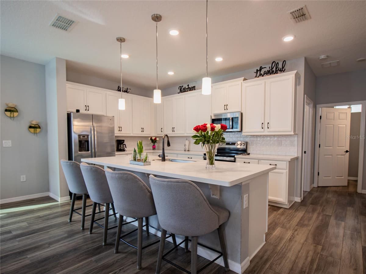 112 HAMLET LOOP — photo 8 of 37