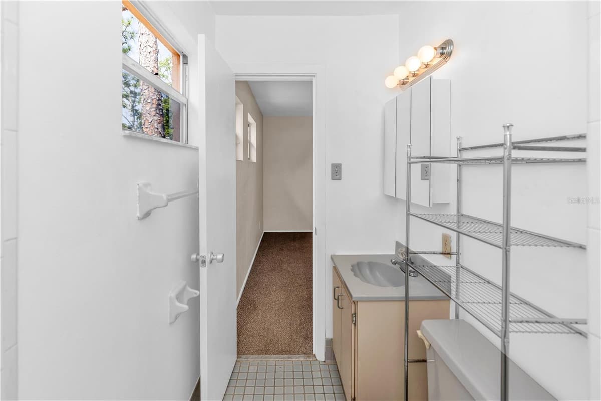 1106 MYRTLE LANE — photo 16 of 29