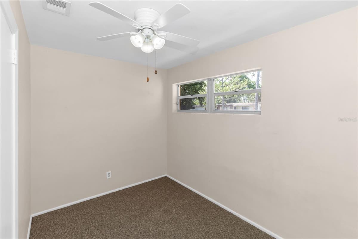 1106 MYRTLE LANE — photo 11 of 29