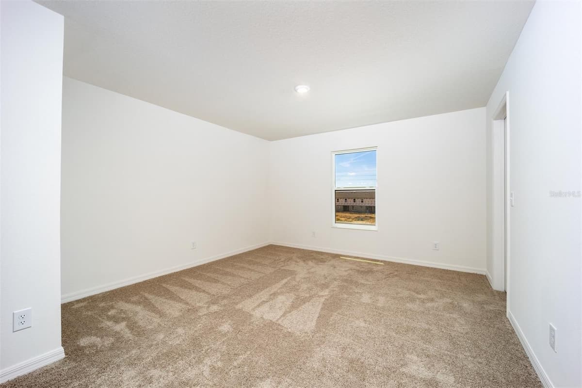 648 POPPY LANE — photo 13 of 19