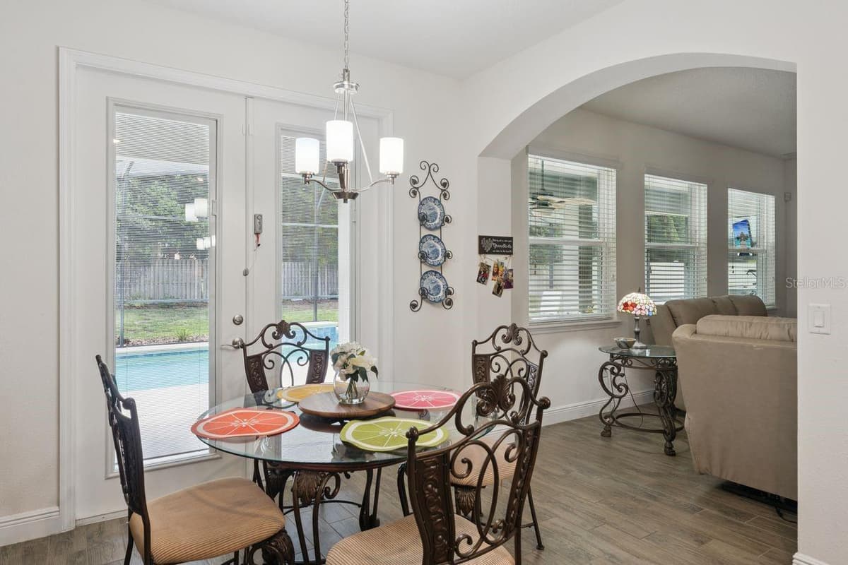 3169 PINENUT DRIVE — photo 11 of 49