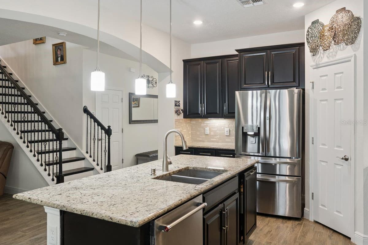 3169 PINENUT DRIVE — photo 8 of 49