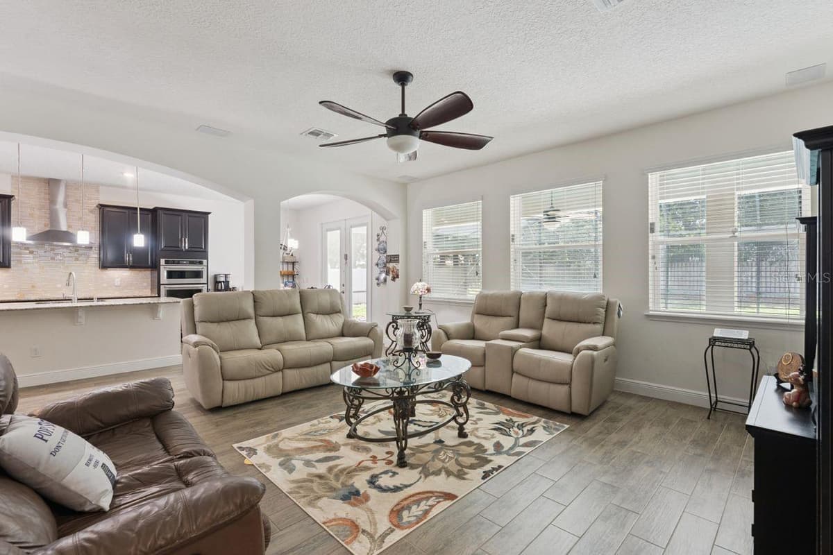 3169 PINENUT DRIVE — photo 4 of 49