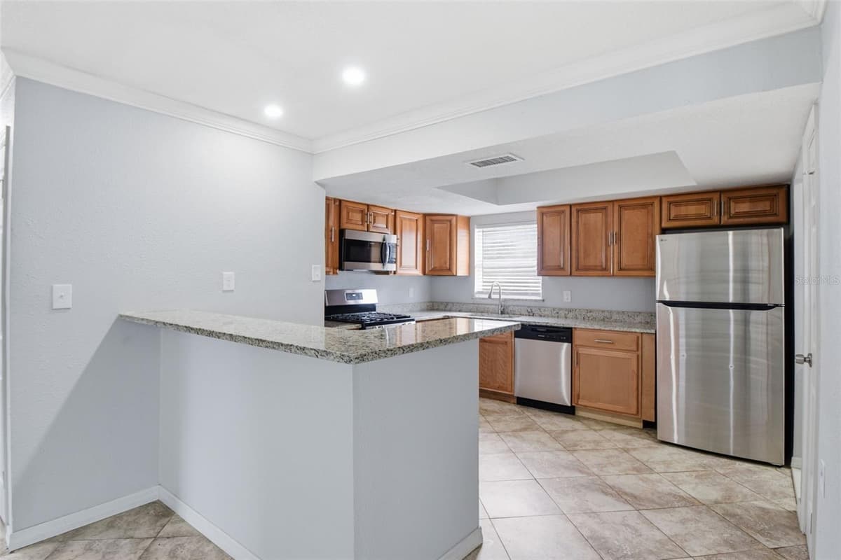 1842 SHORE ACRES BOULEVARD — photo 18 of 46