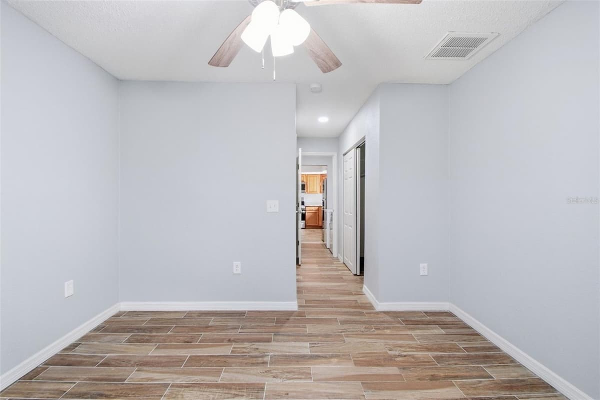 1842 SHORE ACRES BOULEVARD — photo 32 of 46