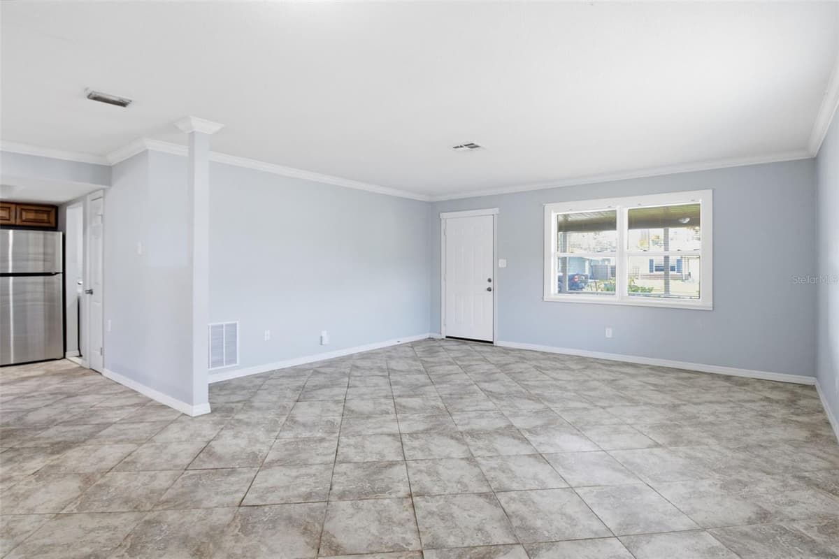 1842 SHORE ACRES BOULEVARD — photo 13 of 46
