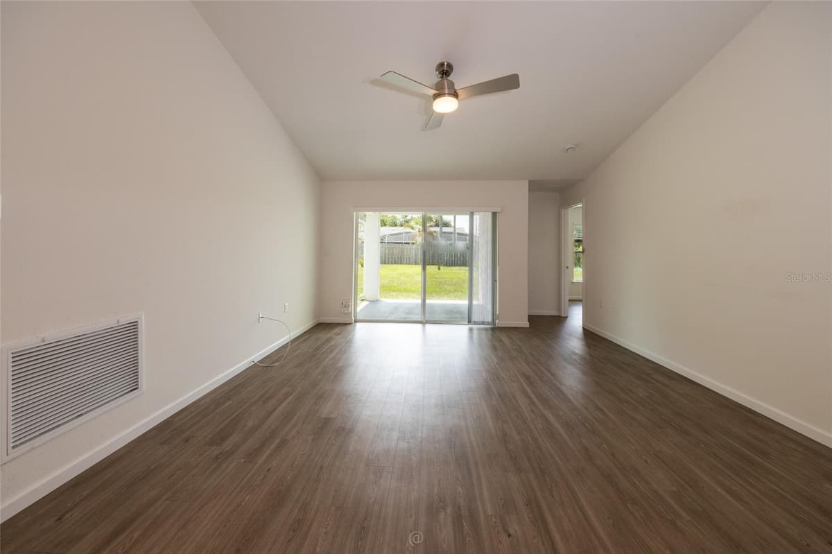 196 FRONTIER DRIVE — photo 13 of 35