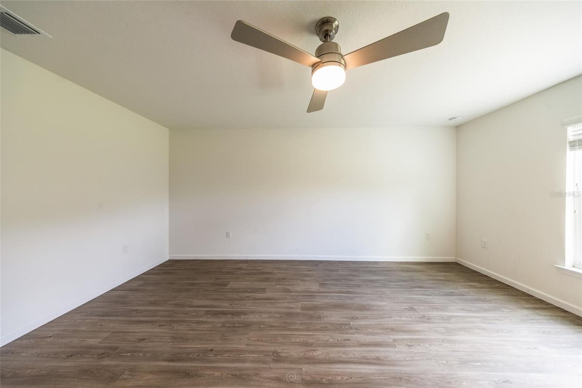 196 FRONTIER DRIVE — photo 17 of 35