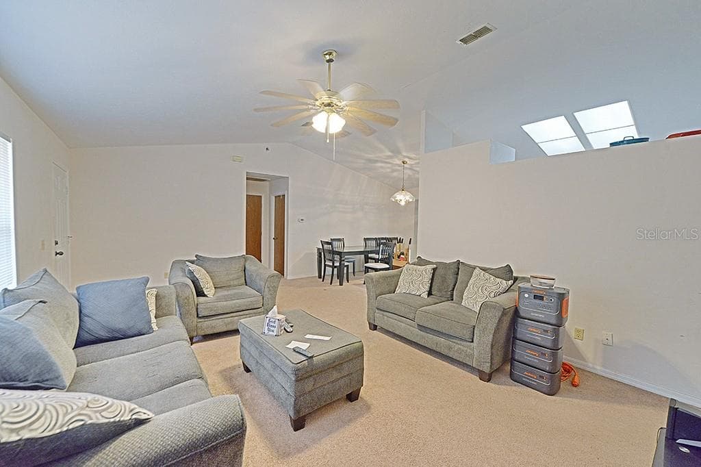 5025 HUMMINGBIRD AVENUE — photo 9 of 30