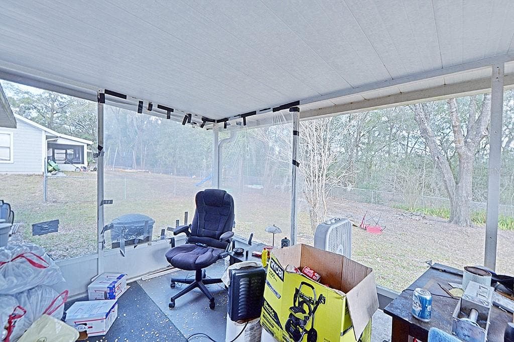 5025 HUMMINGBIRD AVENUE — photo 23 of 30
