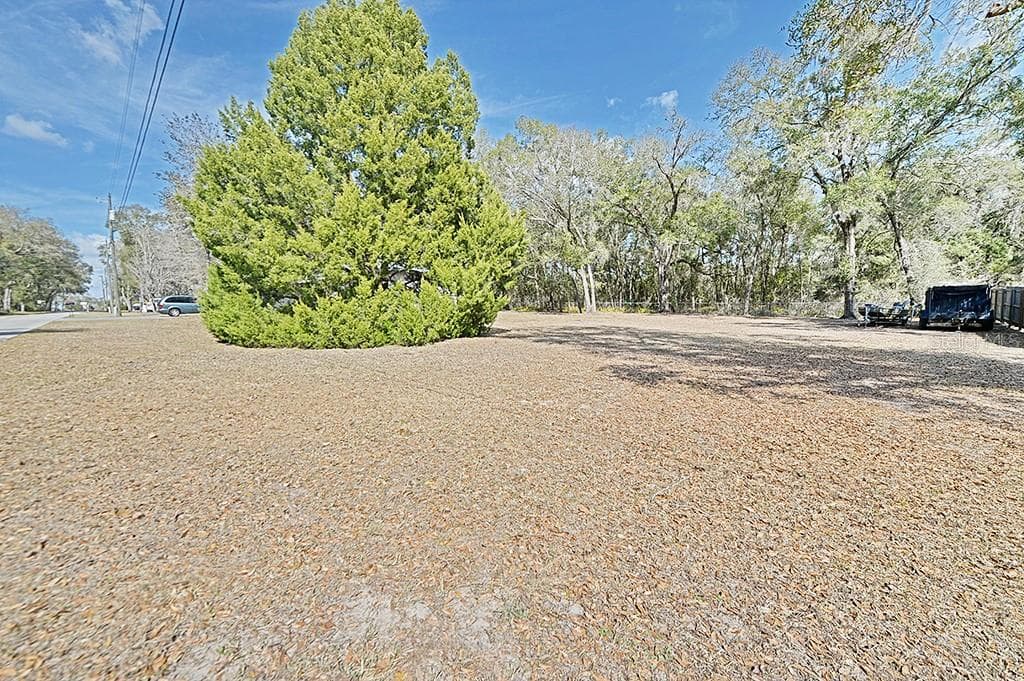 5025 HUMMINGBIRD AVENUE — photo 30 of 30