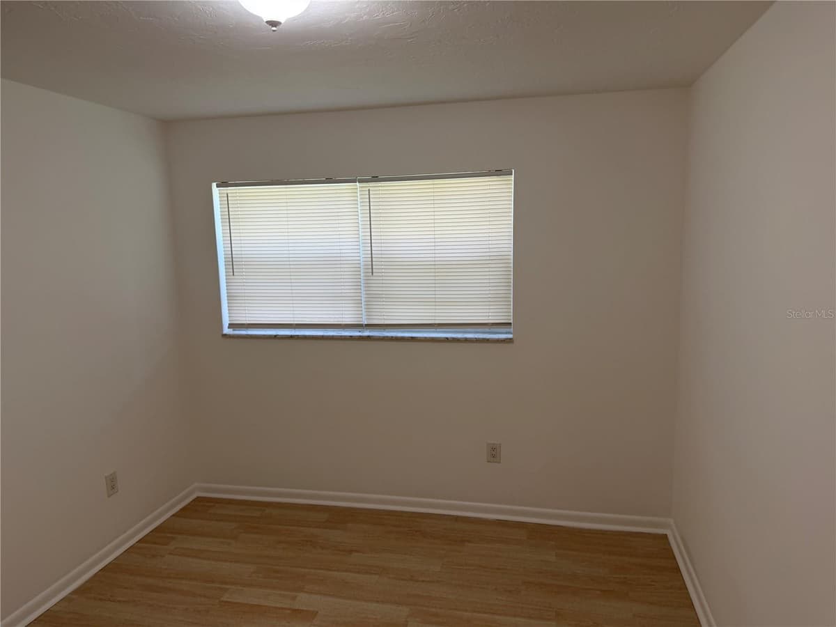 2185 3RD STREET — photo 5 of 16