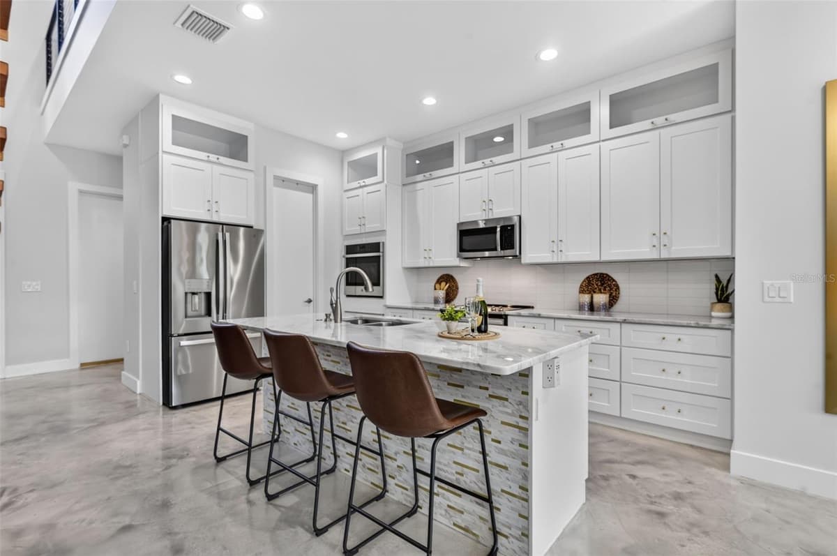 1424 RIDGEWOOD AVENUE — photo 8 of 51