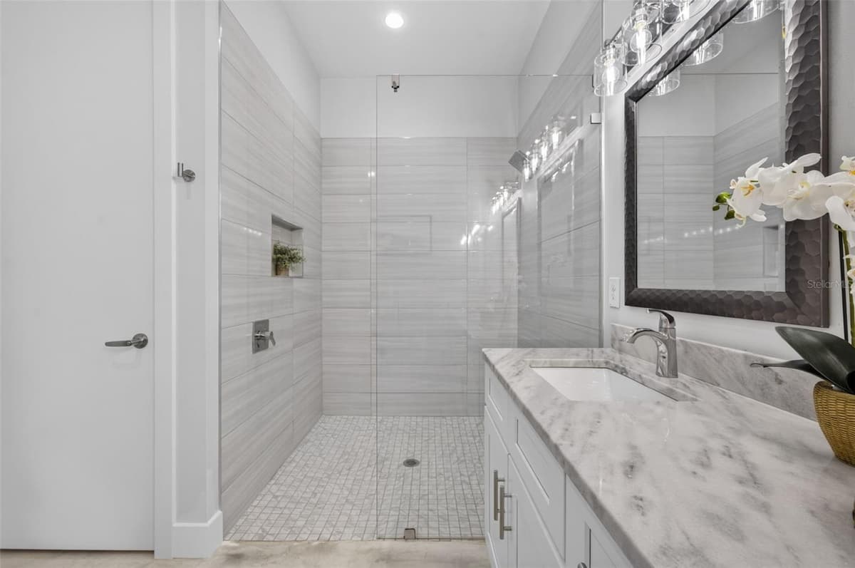 1424 RIDGEWOOD AVENUE — photo 22 of 51