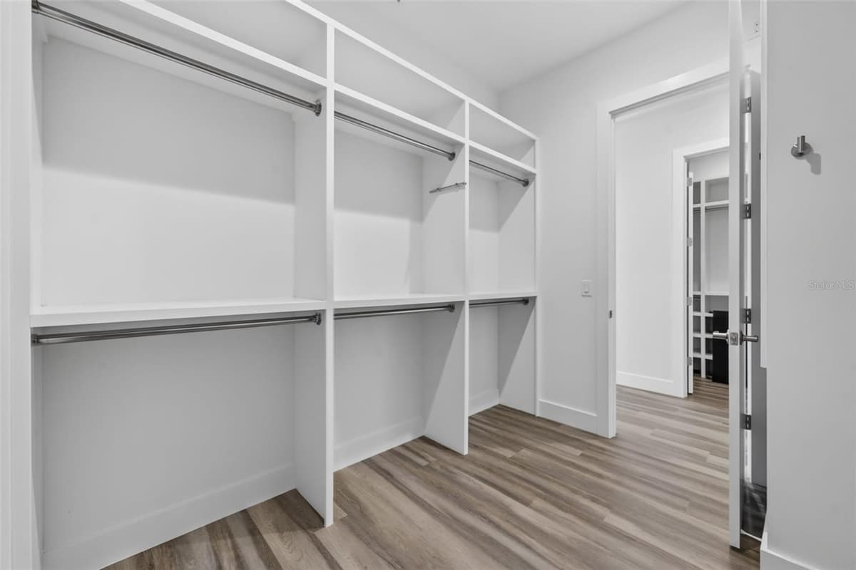 1424 RIDGEWOOD AVENUE — photo 37 of 51