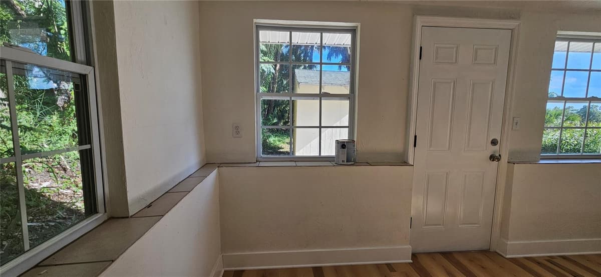 709 HIGHLAND STREET — photo 21 of 36