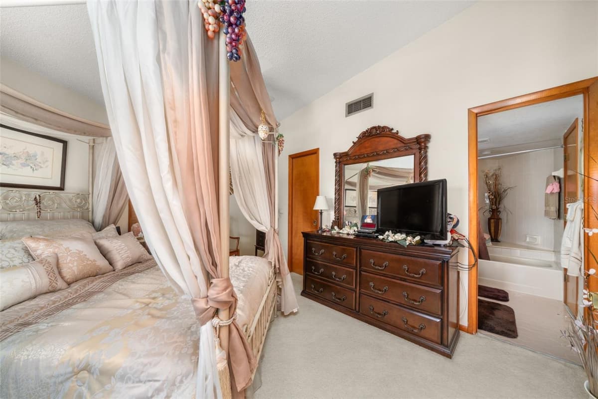 4729 CASABLANCA CIRCLE — photo 35 of 42