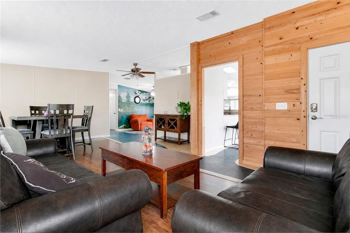 169 PINE TREE DRIVE — photo 3 of 35