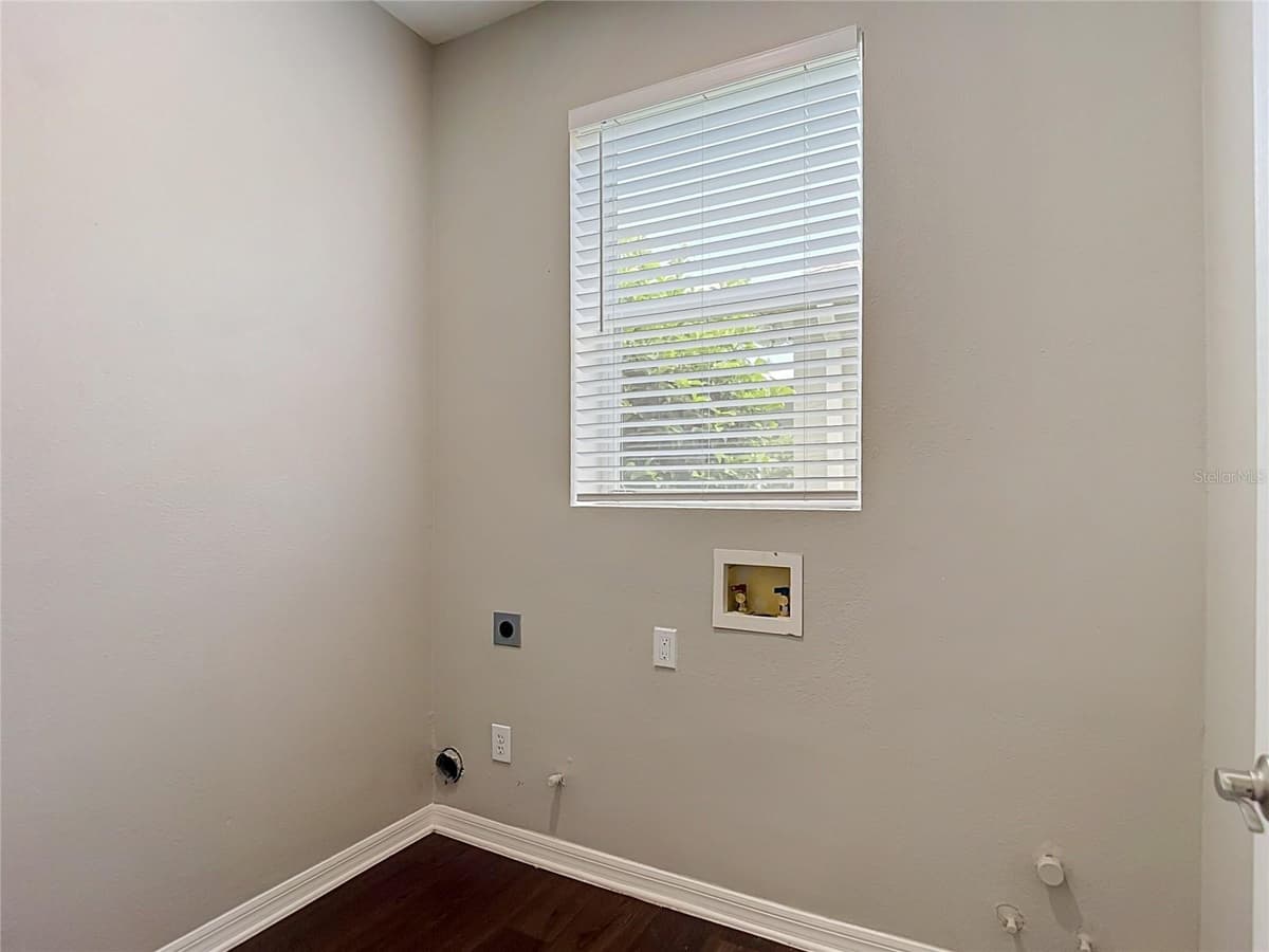 10739 EVENINGWOOD COURT — photo 38 of 43