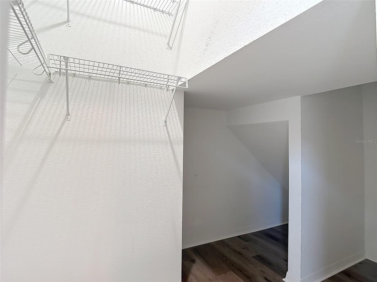 10739 EVENINGWOOD COURT — photo 19 of 43
