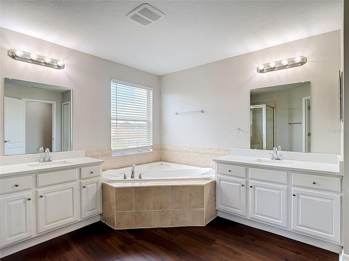 10739 EVENINGWOOD COURT — photo 27 of 43