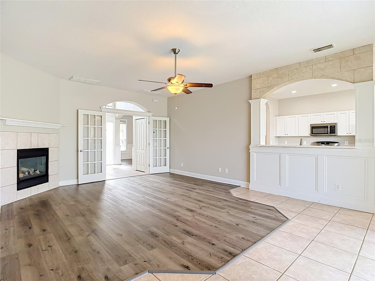 10739 EVENINGWOOD COURT — photo 15 of 43
