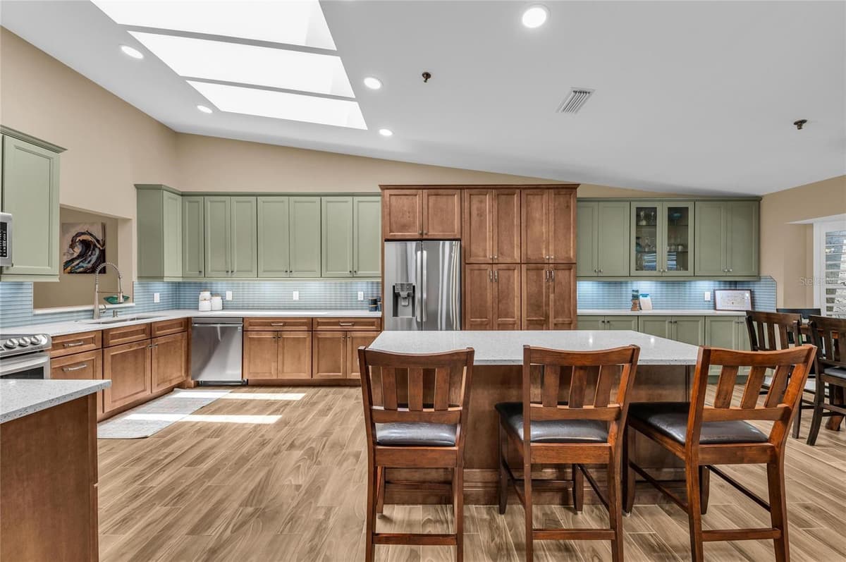 2350 HARBOUR OAKS DRIVE — photo 11 of 85