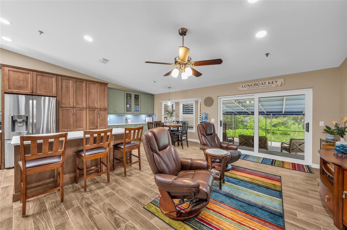 2350 HARBOUR OAKS DRIVE — photo 10 of 85