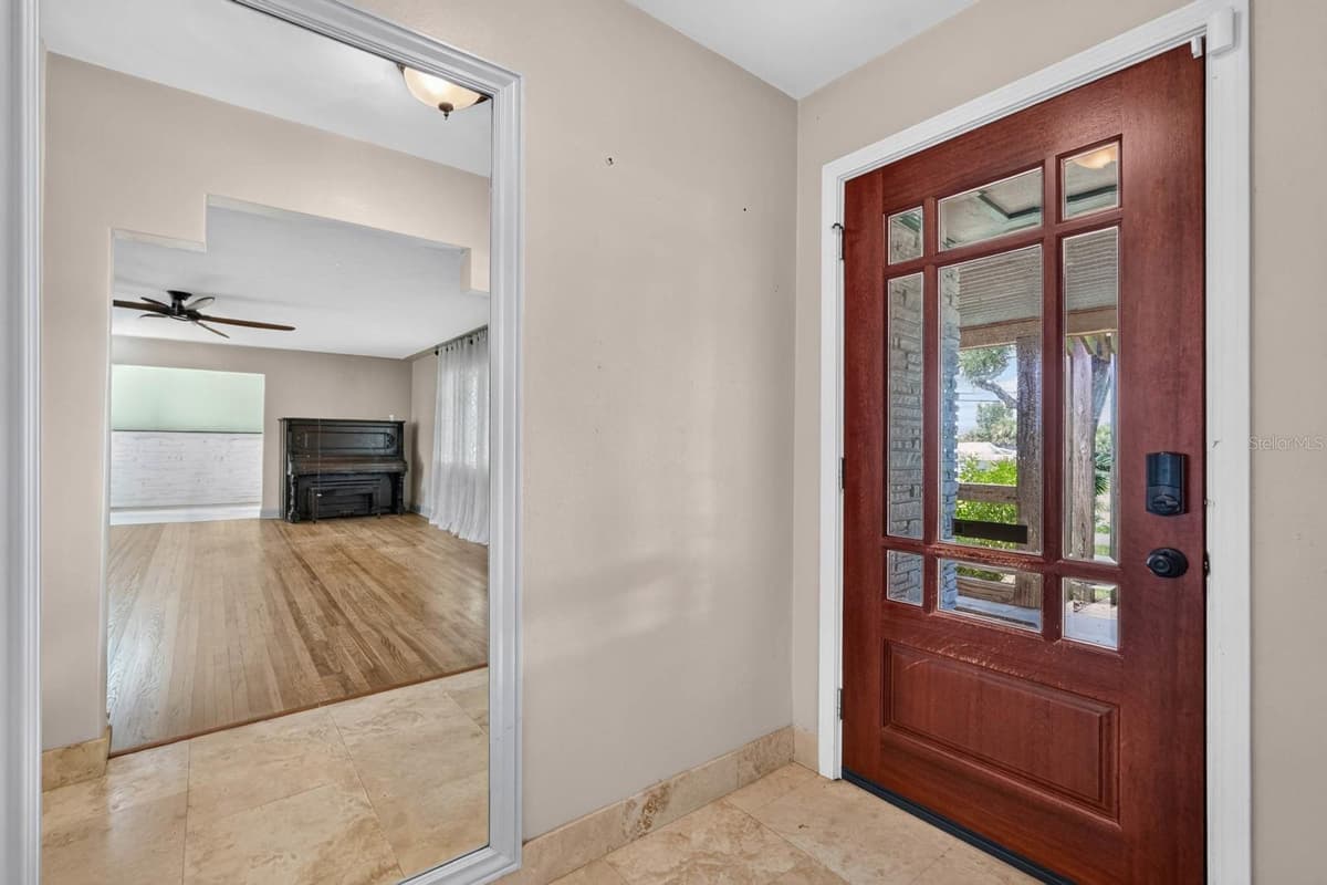 2071 PENINSULA DRIVE — photo 11 of 53