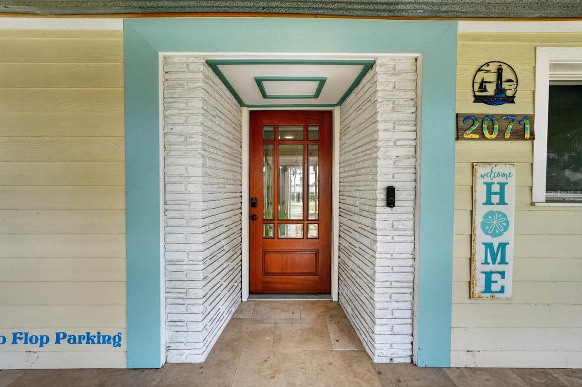 2071 PENINSULA DRIVE — photo 8 of 53