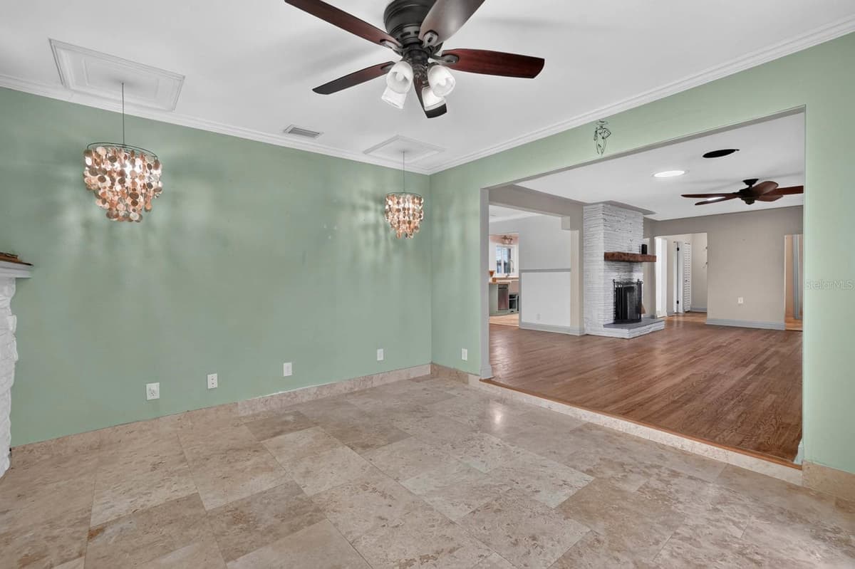 2071 PENINSULA DRIVE — photo 16 of 53