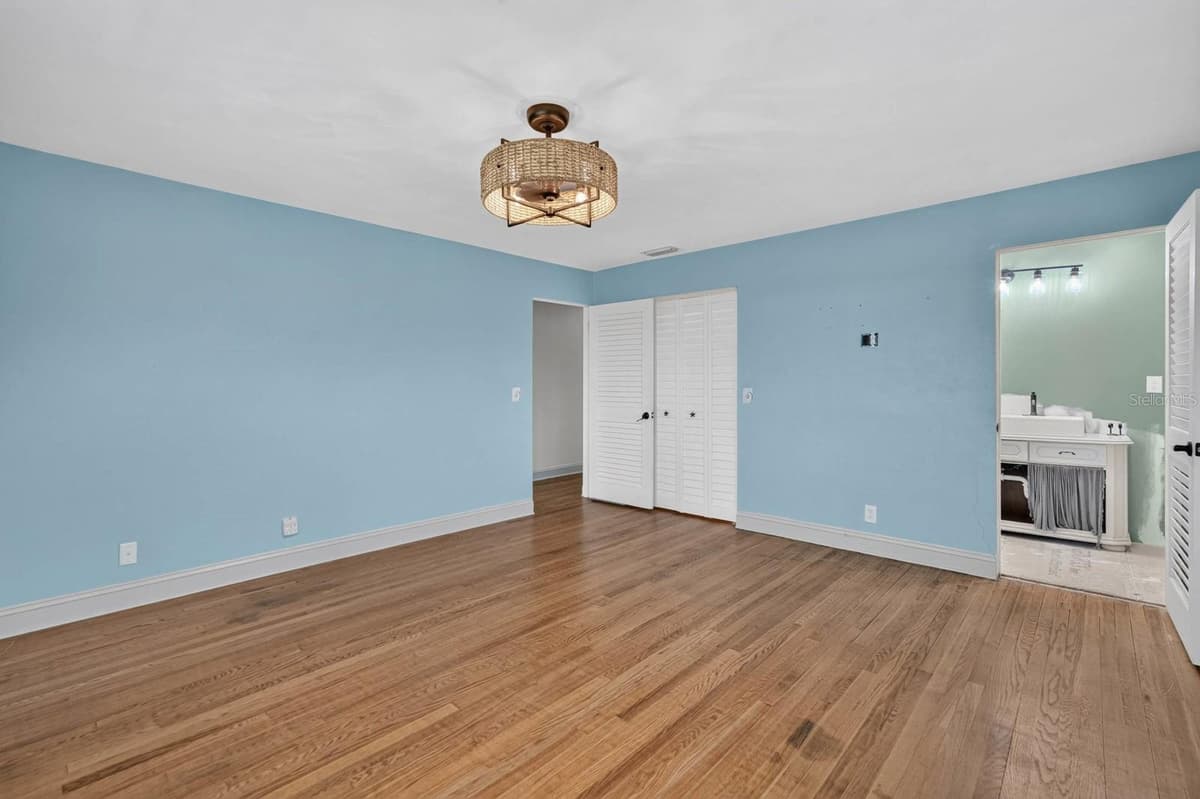 2071 PENINSULA DRIVE — photo 24 of 53
