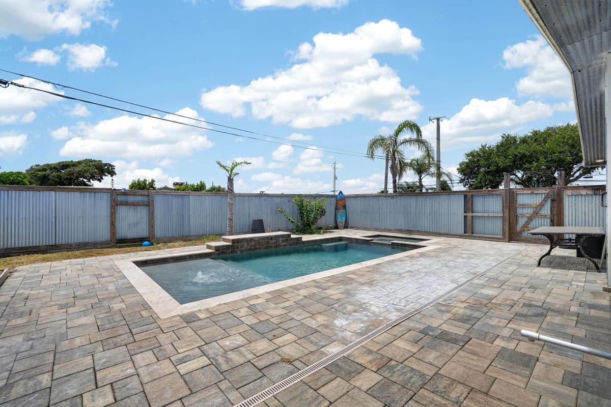 2071 PENINSULA DRIVE — photo 38 of 53