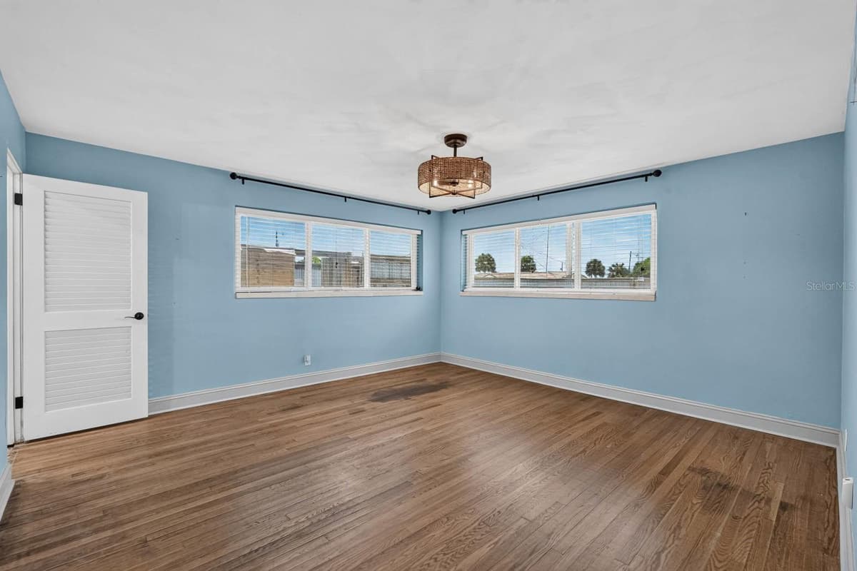 2071 PENINSULA DRIVE — photo 23 of 53