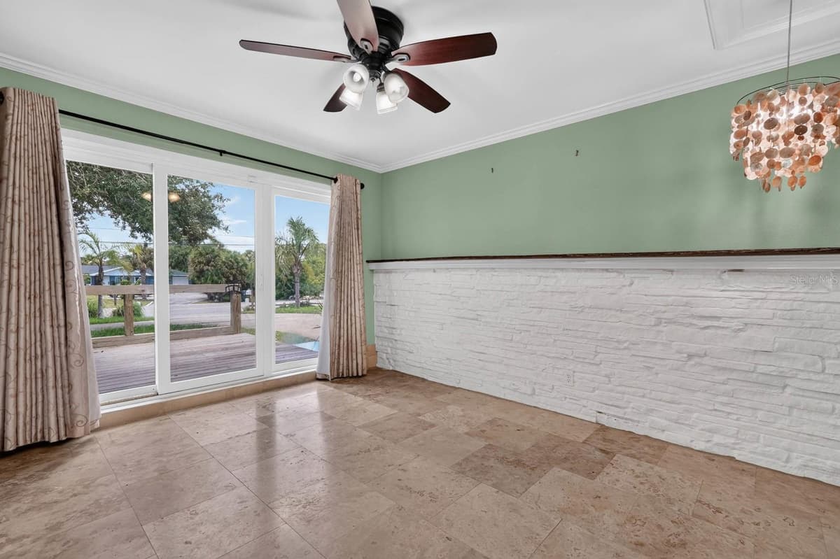 2071 PENINSULA DRIVE — photo 15 of 53