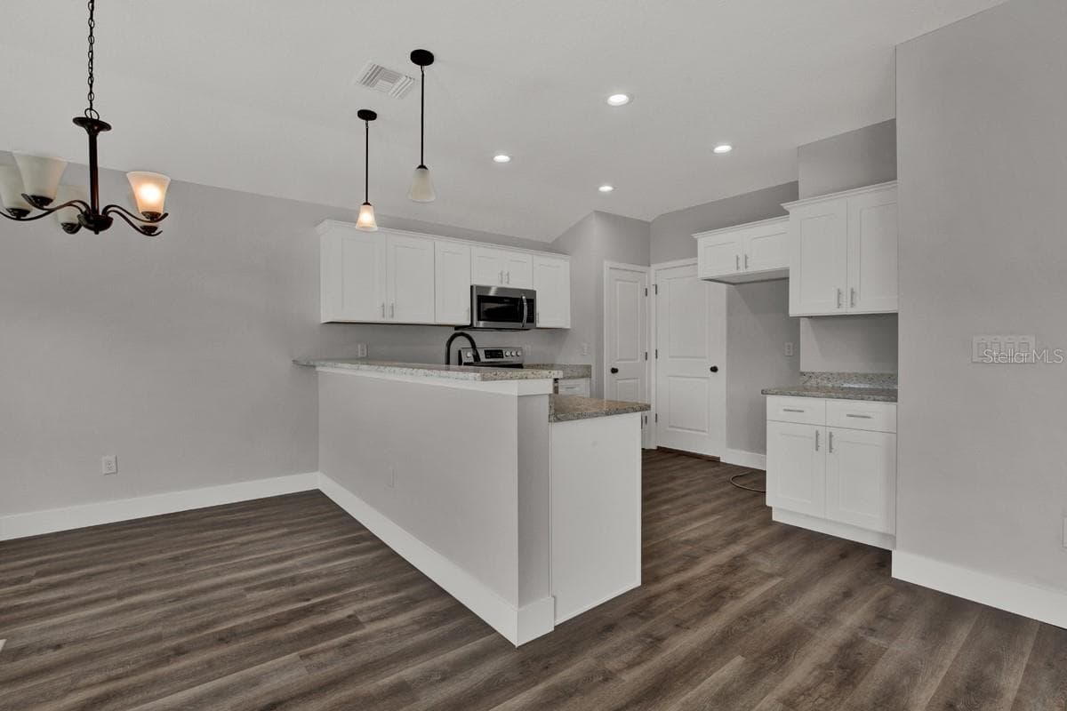 4368 MERCEDES STREET — photo 12 of 19