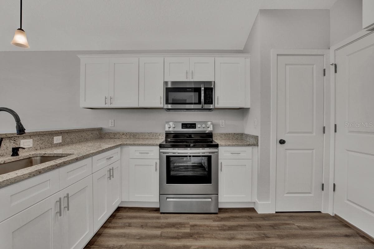 4368 MERCEDES STREET — photo 14 of 19