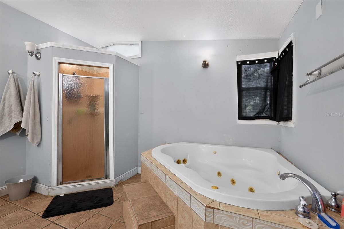 10109 MAIN STREET — photo 24 of 35