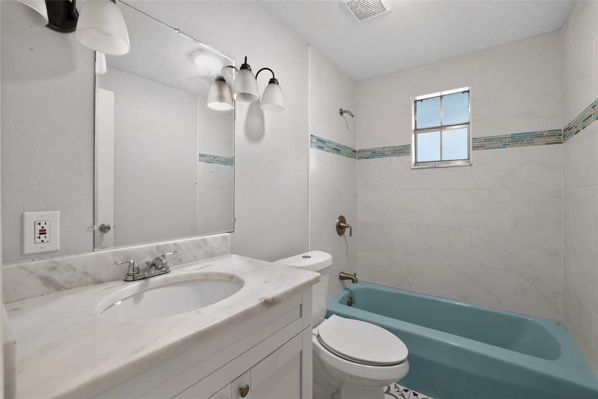 10109 MAIN STREET — photo 23 of 35