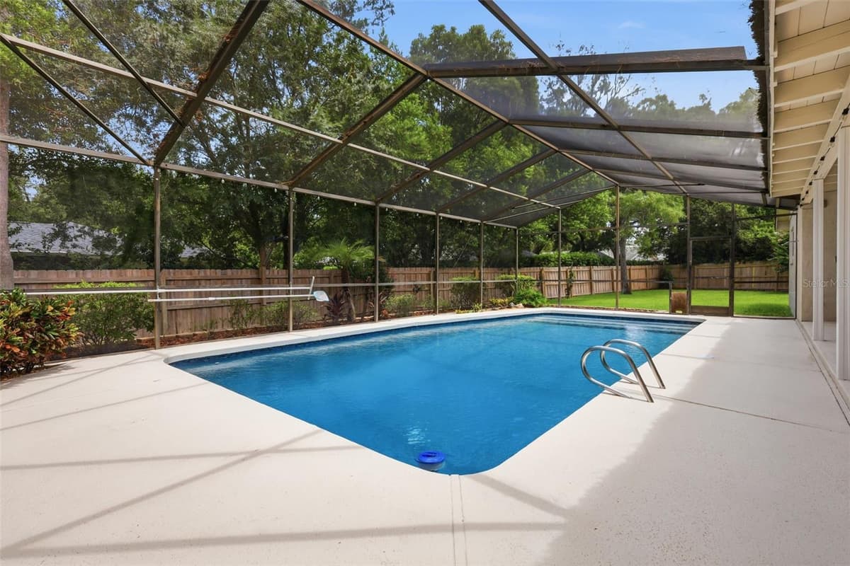 210 RIDGEWOOD COURT — photo 46 of 48