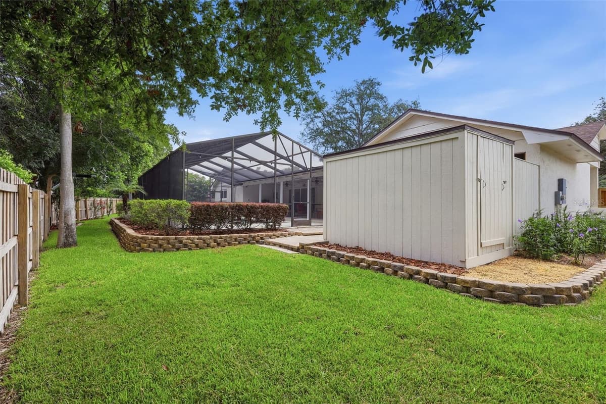 210 RIDGEWOOD COURT — photo 41 of 48